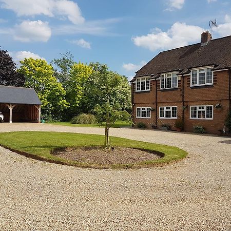 Latchmead Bed & Breakfast Stansted Mountfitchet Extérieur photo